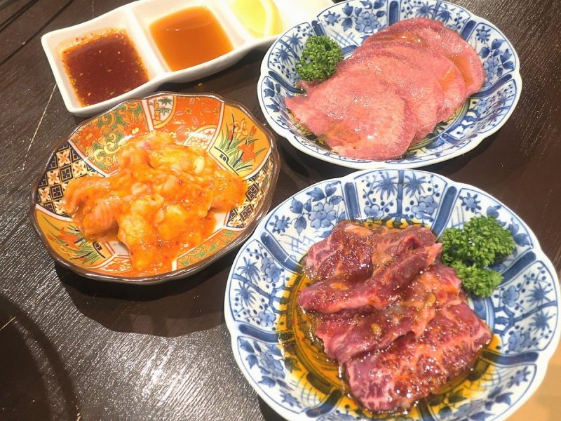 炭火焼肉ホルモントリオ だんご